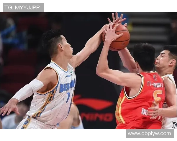 郭昊文在比赛中得分表现突出引发球迷热议与期待