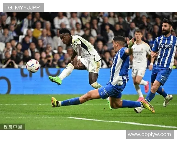 维尼修斯闪耀抢点助力皇马再创辉煌展现年轻球员的无穷潜力