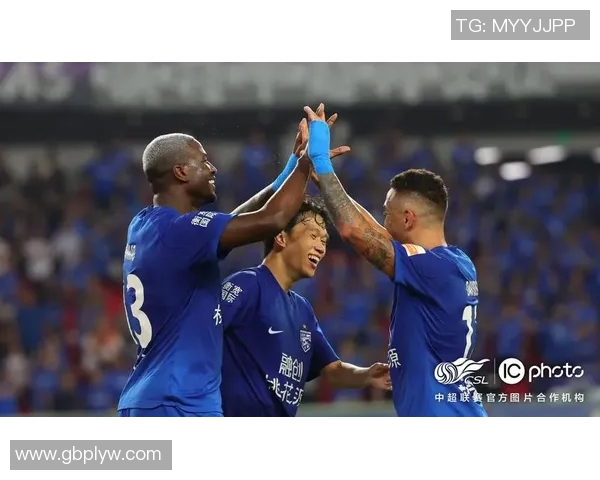 斯坦丘精彩表现助力武汉三镇赢得关键胜利展现球队实力 斯坦丘精彩表现助力武汉三镇赢得关键胜利展现球队实力