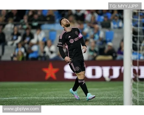 梅西震撼宣布：下个赛季将告别巴塞罗那，转投多特蒙德