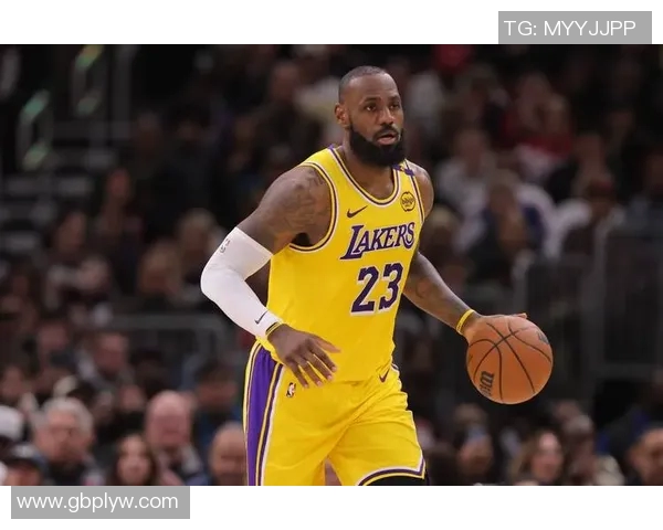 詹姆斯砍下三双助力湖人获胜,稳坐西部第四 詹姆斯砍下三双助力湖人获胜,稳坐西部第四